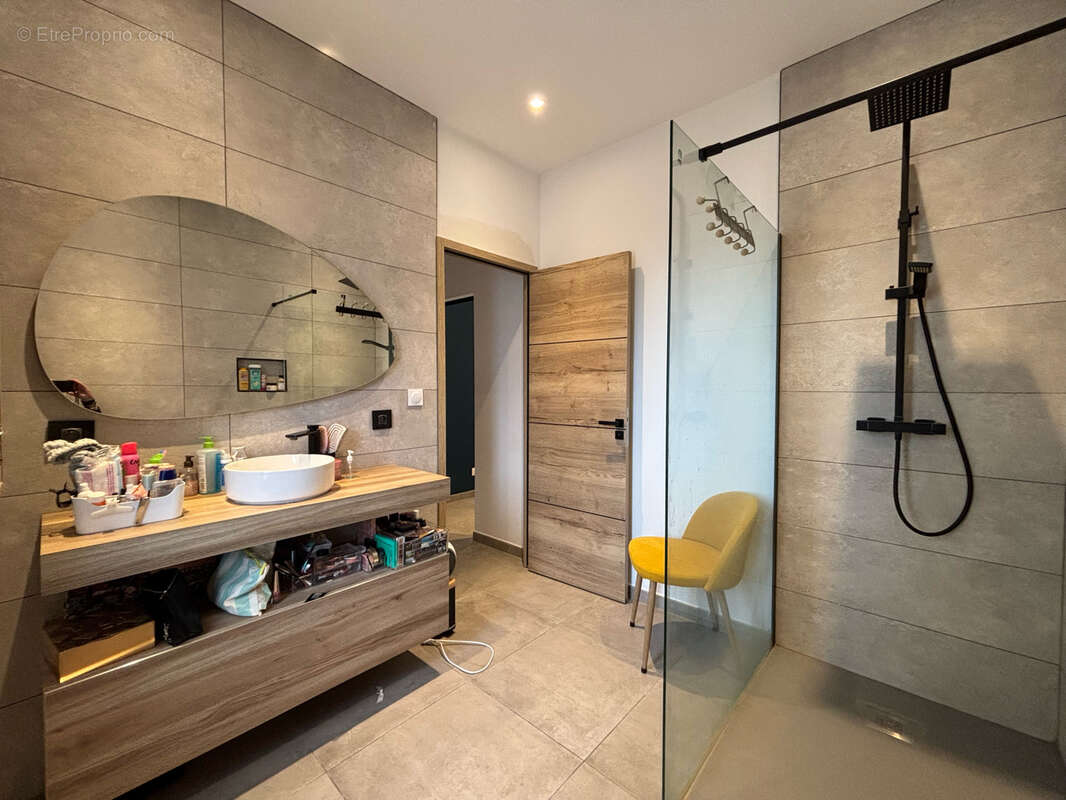 Maison à LAROQUE-DES-ALBERES