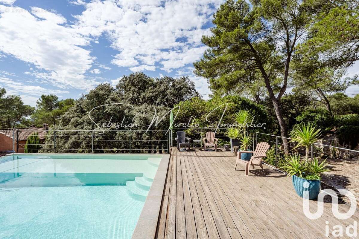 Photo 2 - Maison à NIMES