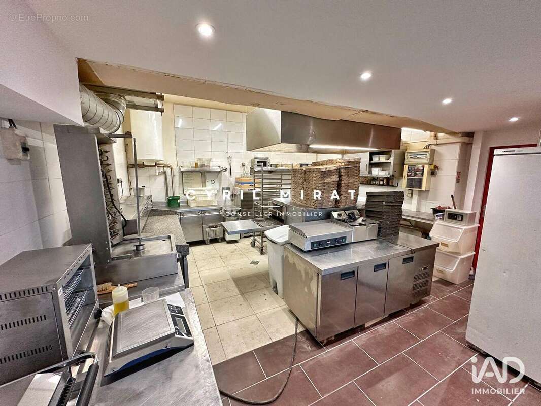 Photo 3 - Commerce à SIX-FOURS-LES-PLAGES