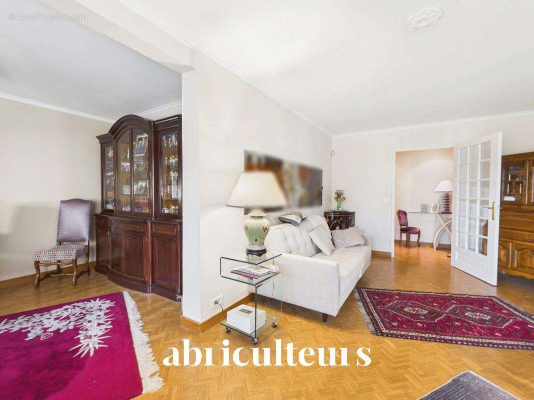 Appartement à EPINAY-SUR-SEINE
