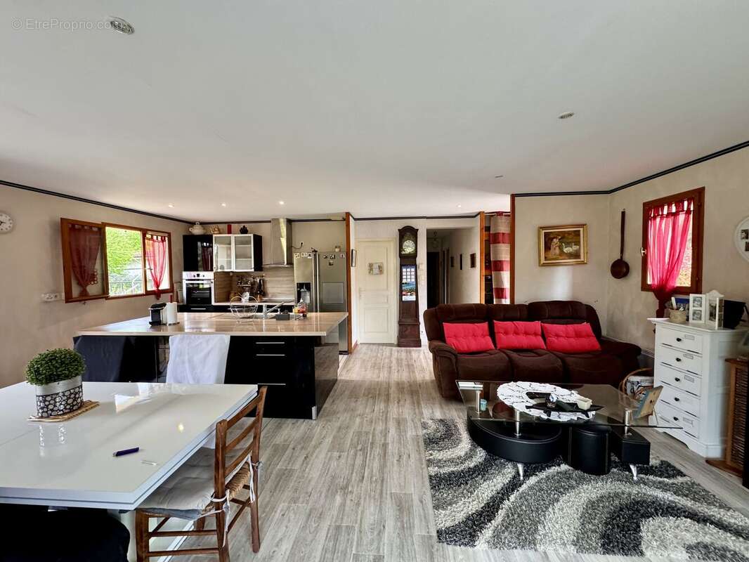 Photo 4 - Maison à LE PUY