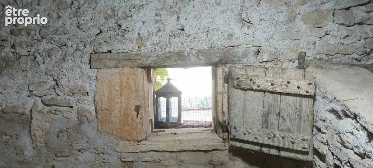 AUTHENTIQUE !!! Grande et belle maison en pierre dans un cadre préservé - photo 39