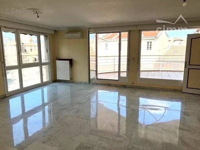 Appartement à VALENCE