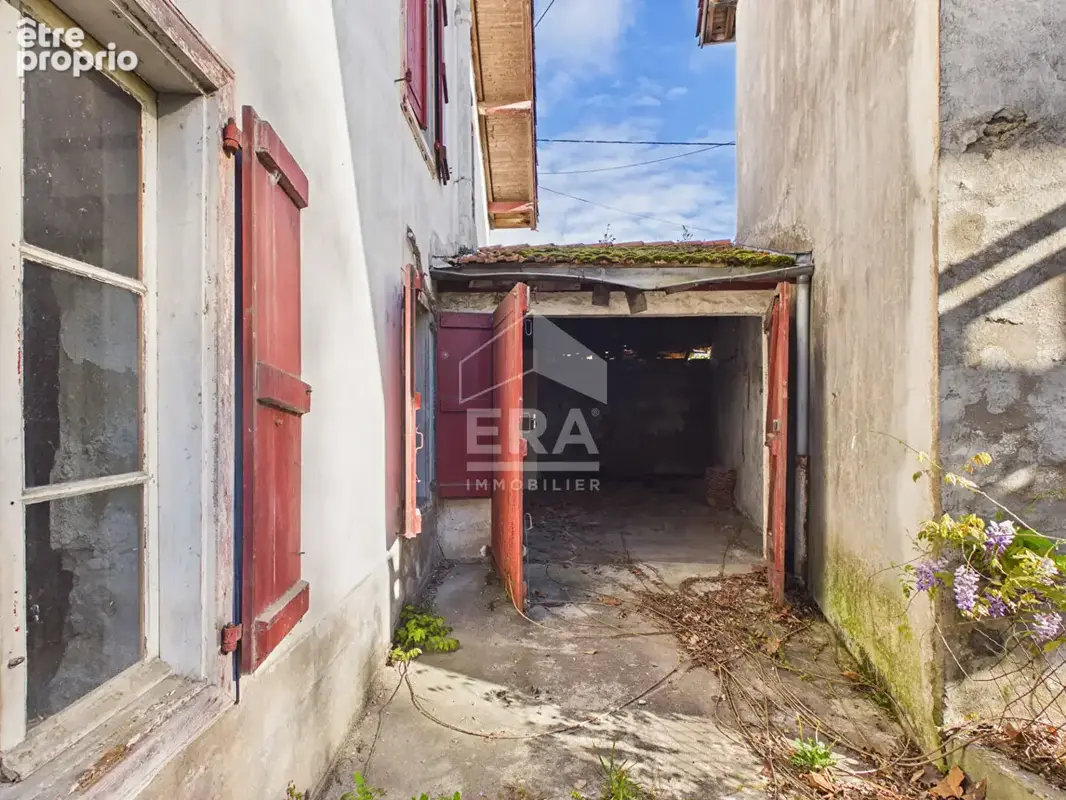Cambo-Les-Bains - Immeuble à Vendre -  idéal investisseur - photo 3
