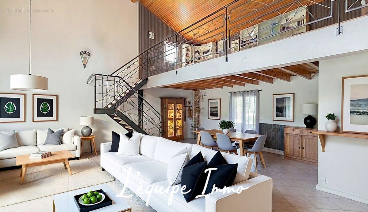 Maison à PUJAUDRAN