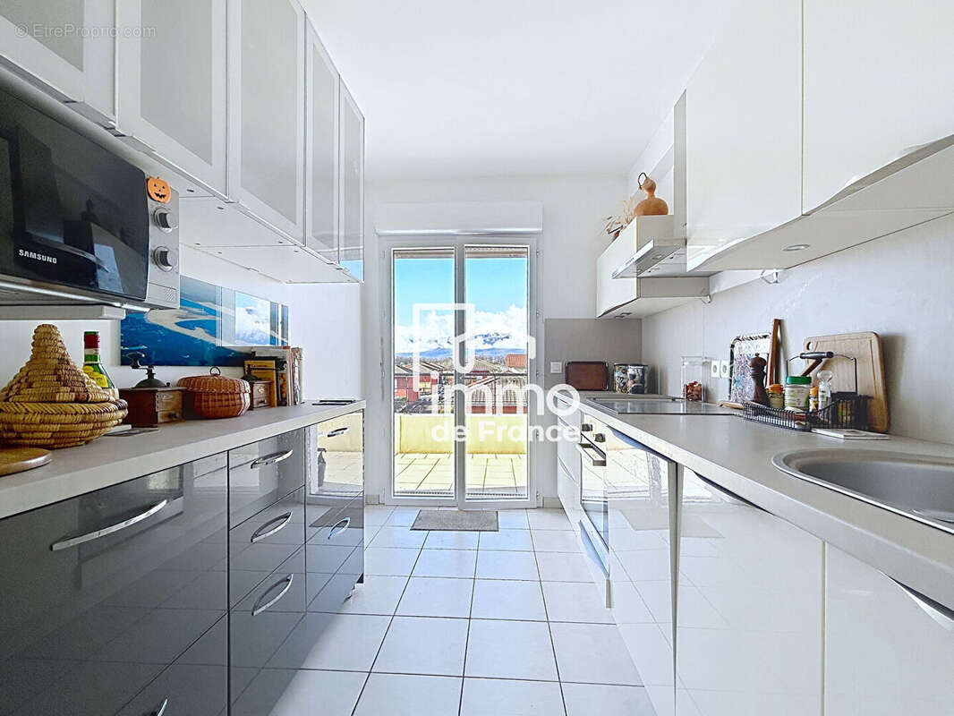 Appartement à PREVESSIN-MOENS