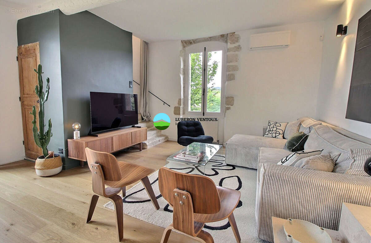 Maison à SAINT-PIERRE-DE-VASSOLS