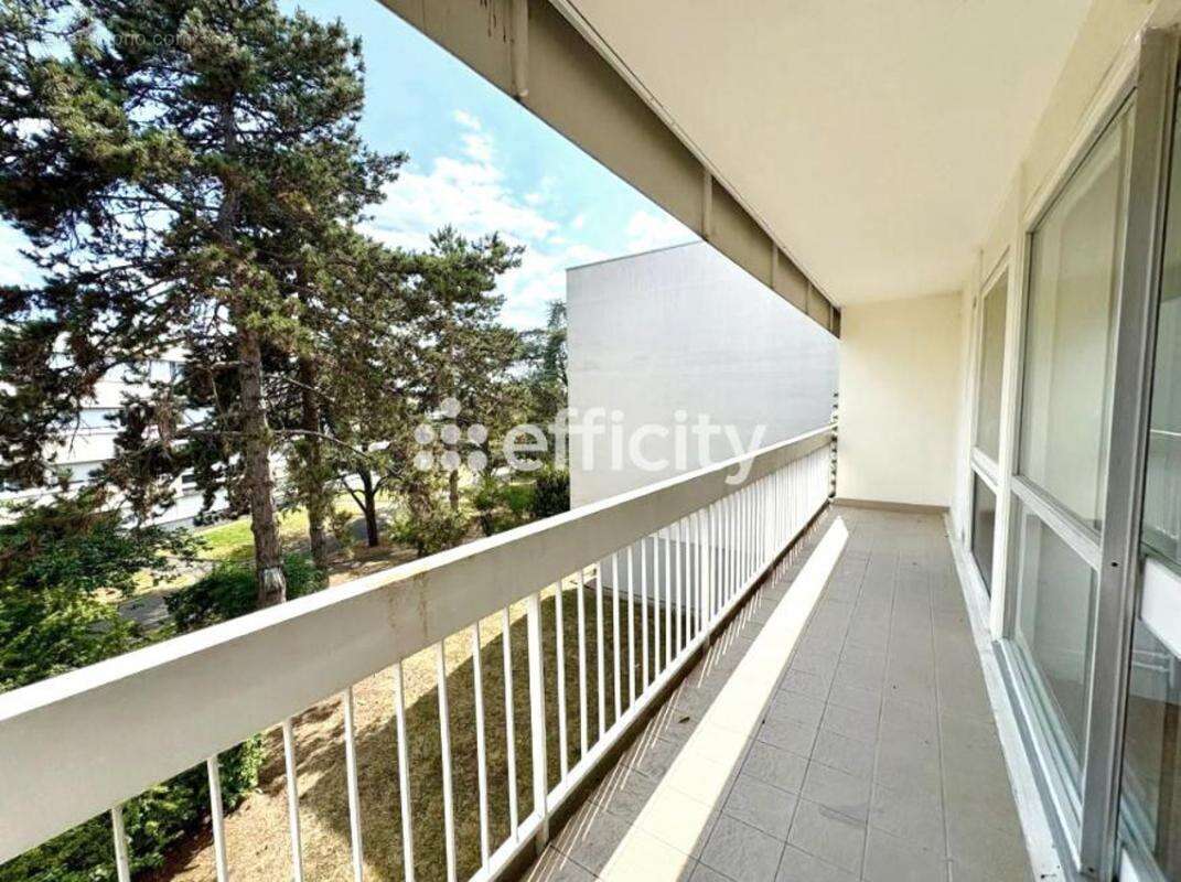 Appartement à VILLEBON-SUR-YVETTE