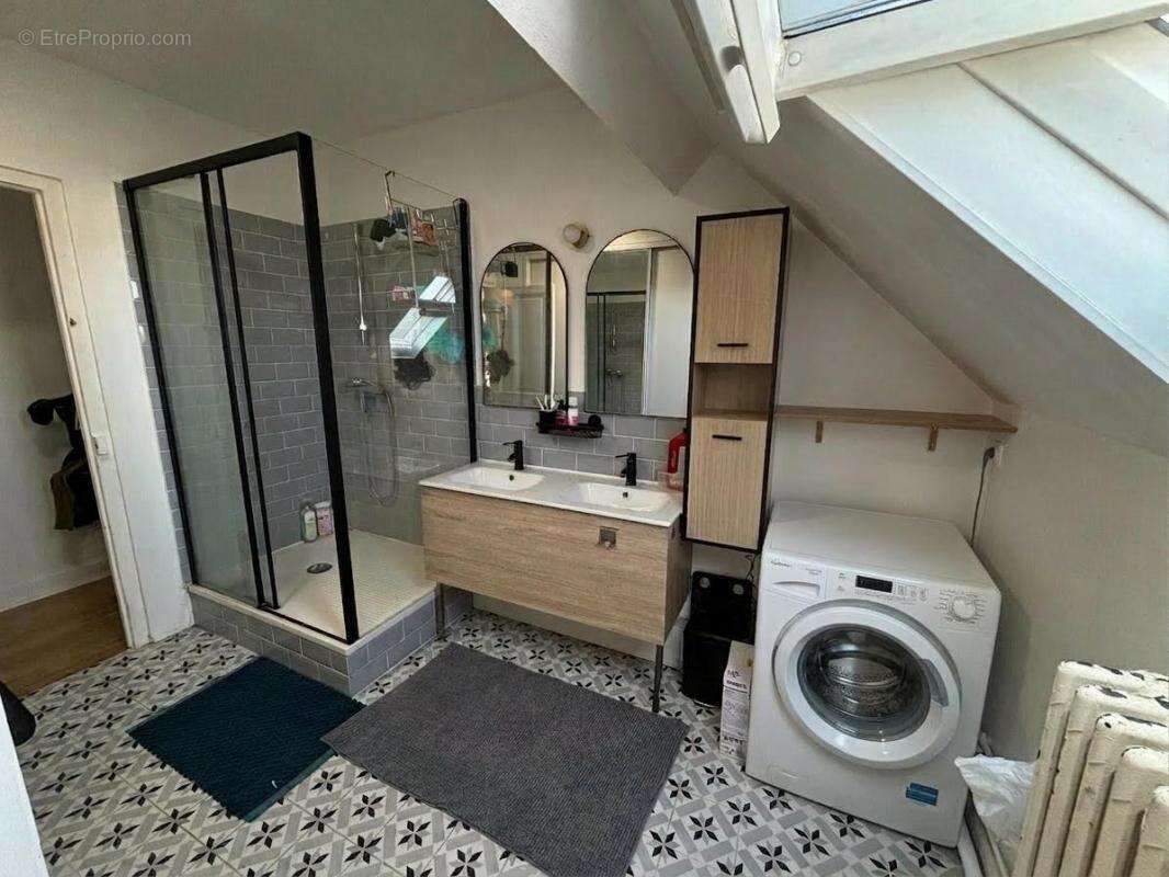 Appartement à CORBEIL-ESSONNES