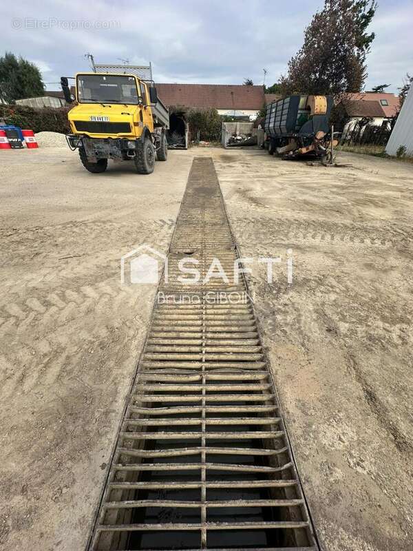 Photo 8 - Commerce à SULLY-SUR-LOIRE