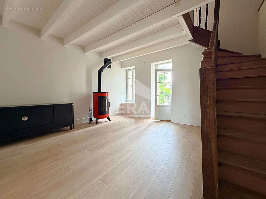 Maison à LA COURONNE