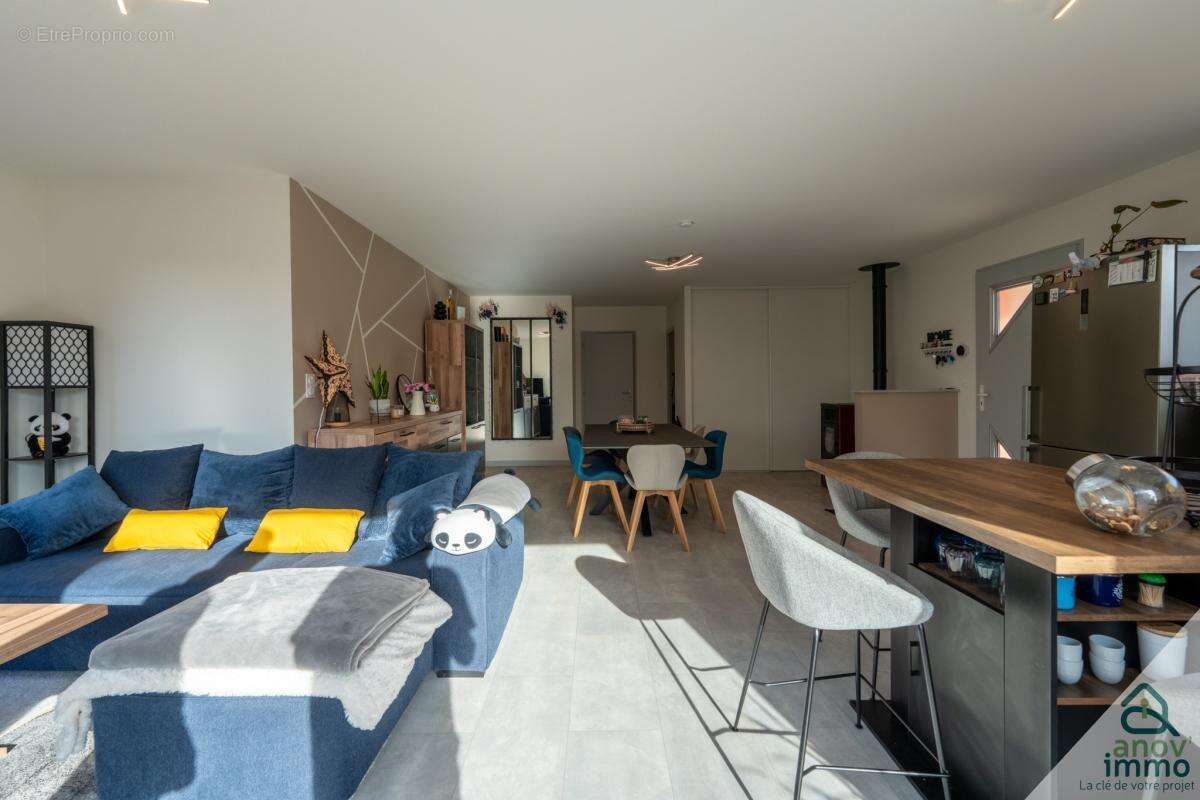 Maison à ILLIAT