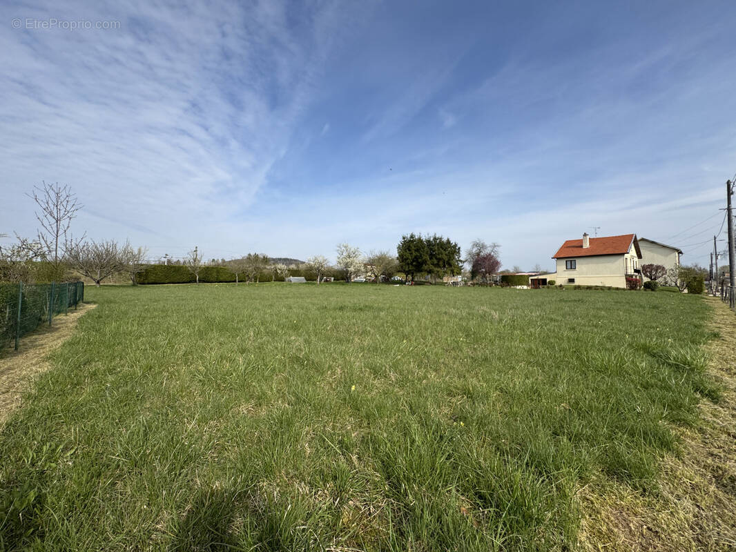Terrain à GUERPONT