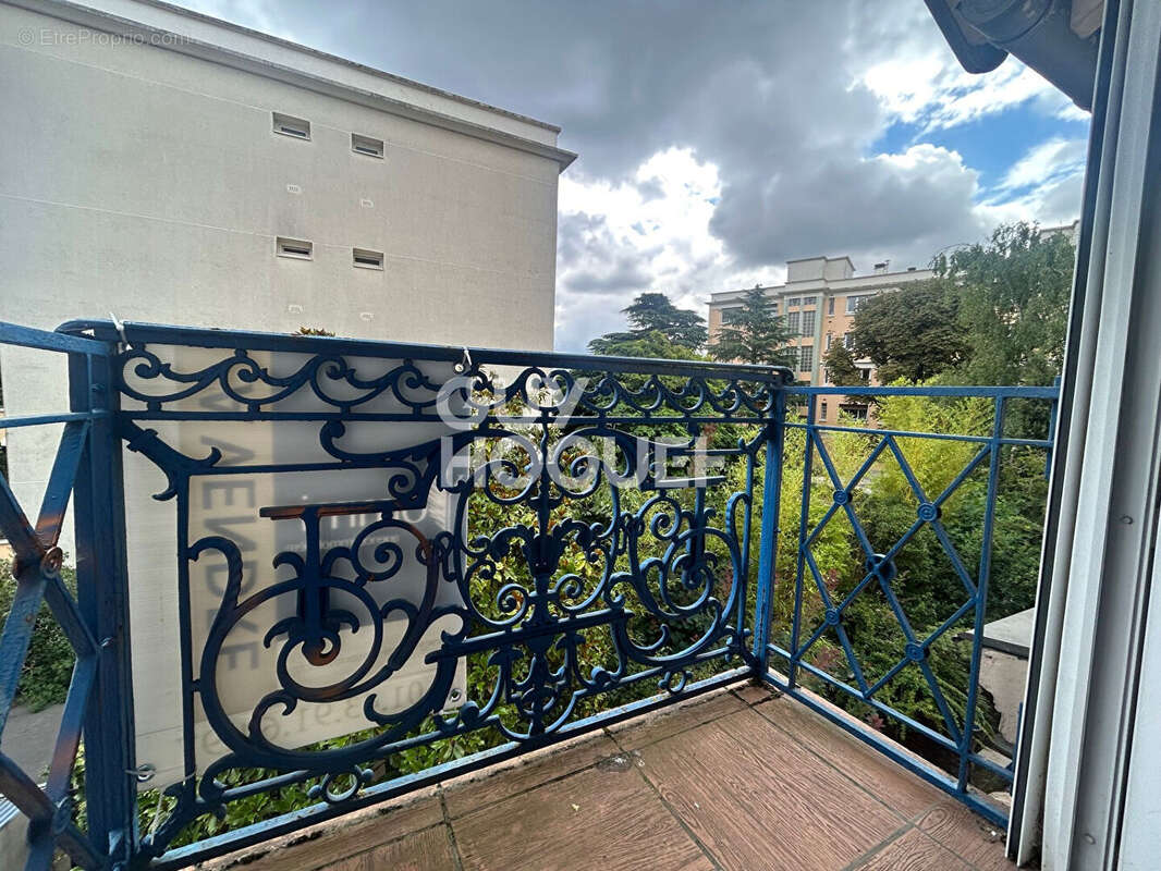 Appartement à LE PERREUX-SUR-MARNE