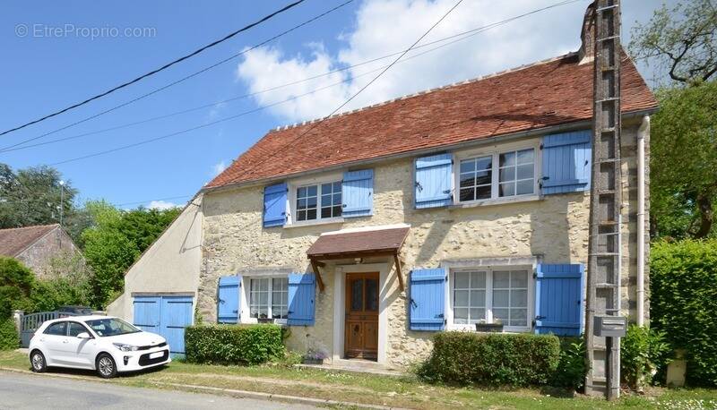 Maison à LES MARETS