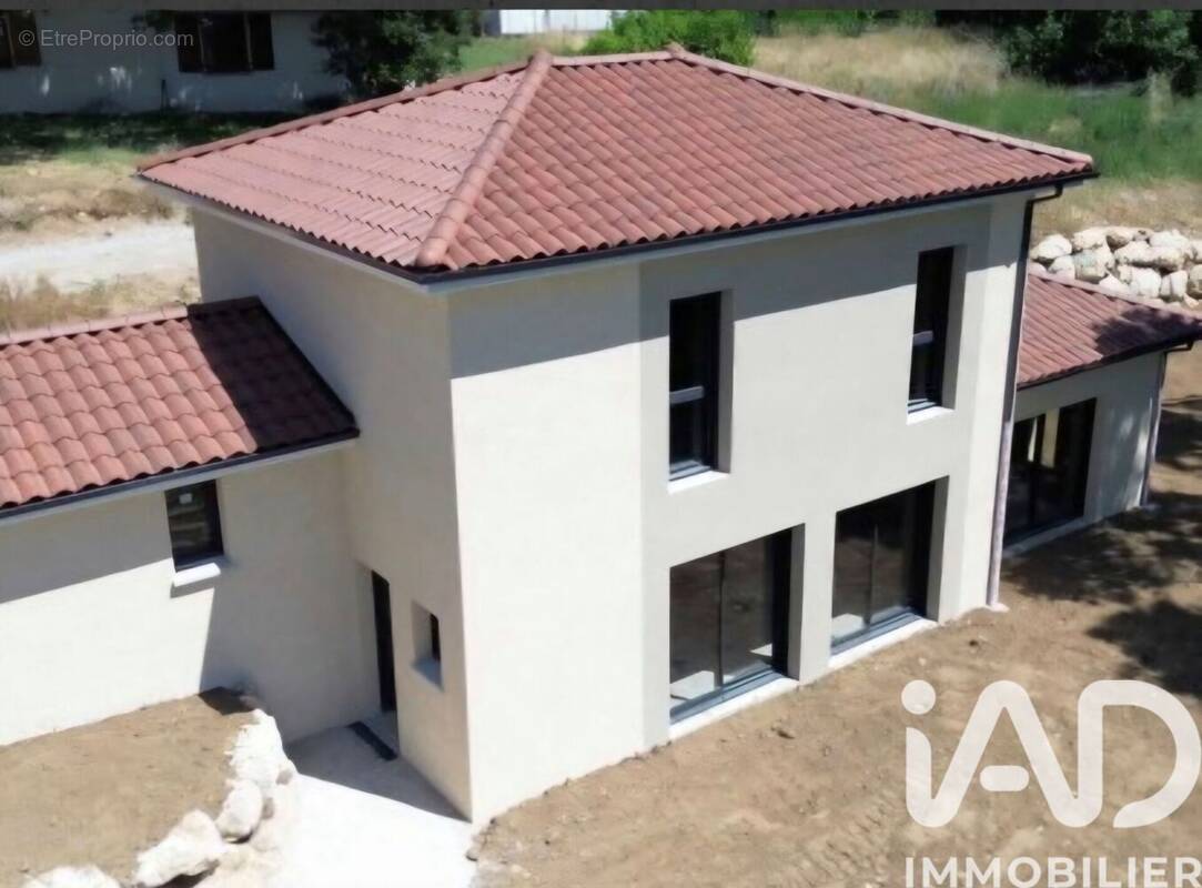 Photo 1 - Maison à SAINT-HILAIRE-DU-ROSIER