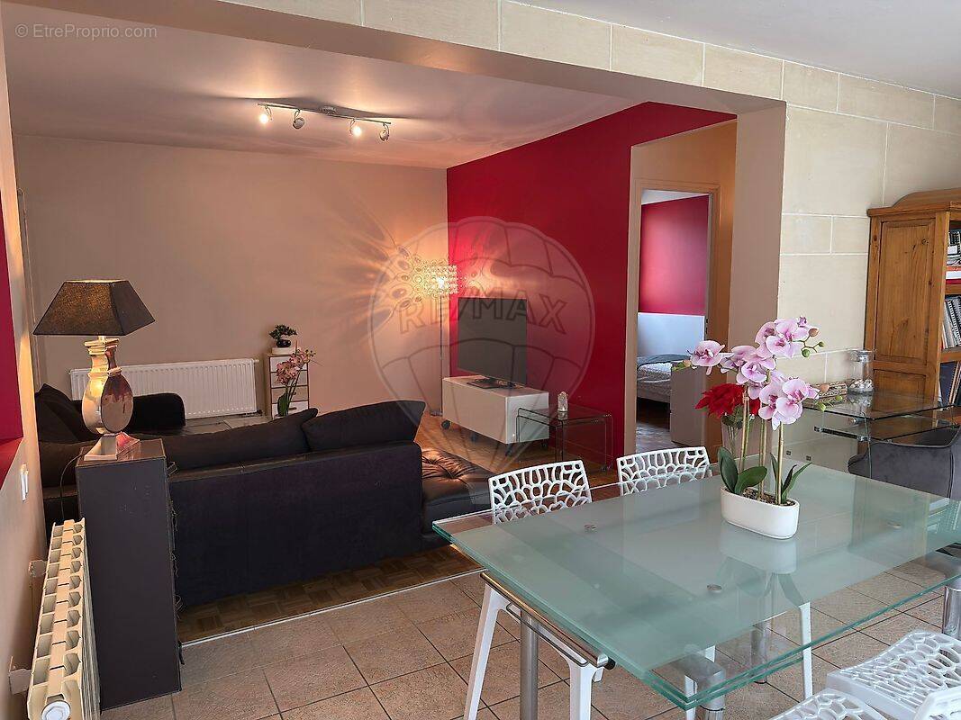 Appartement à LAMORLAYE