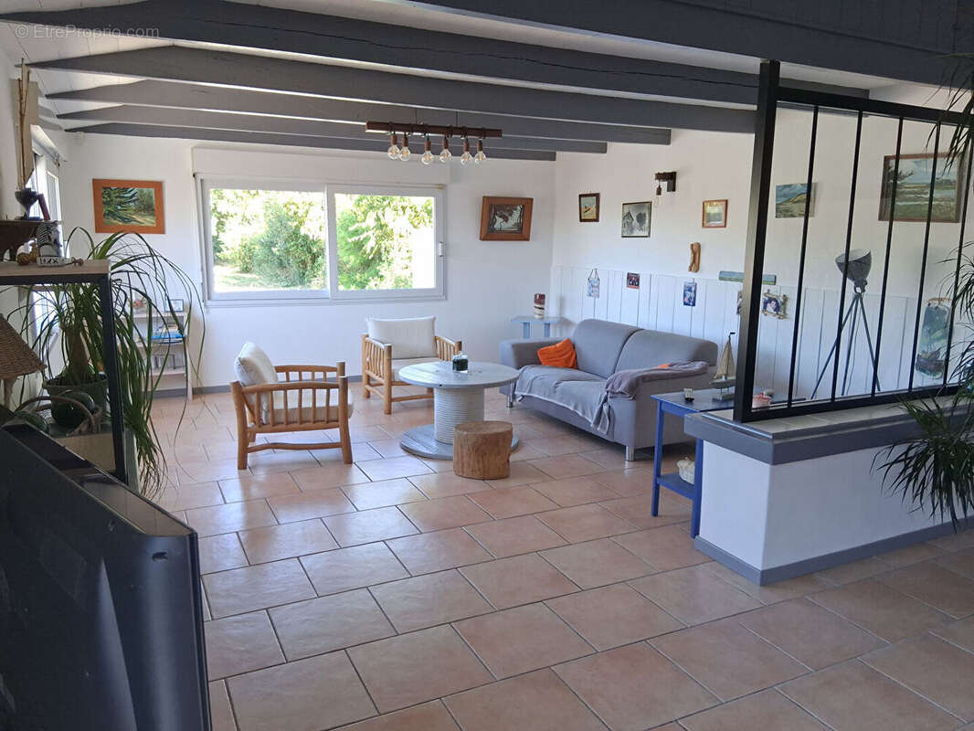Maison 5 pièces  Beaugeay 150 m2 - photo 2