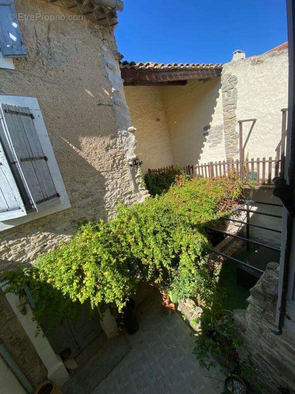 Superbe maison au coeur du village de Siran - photo 9
