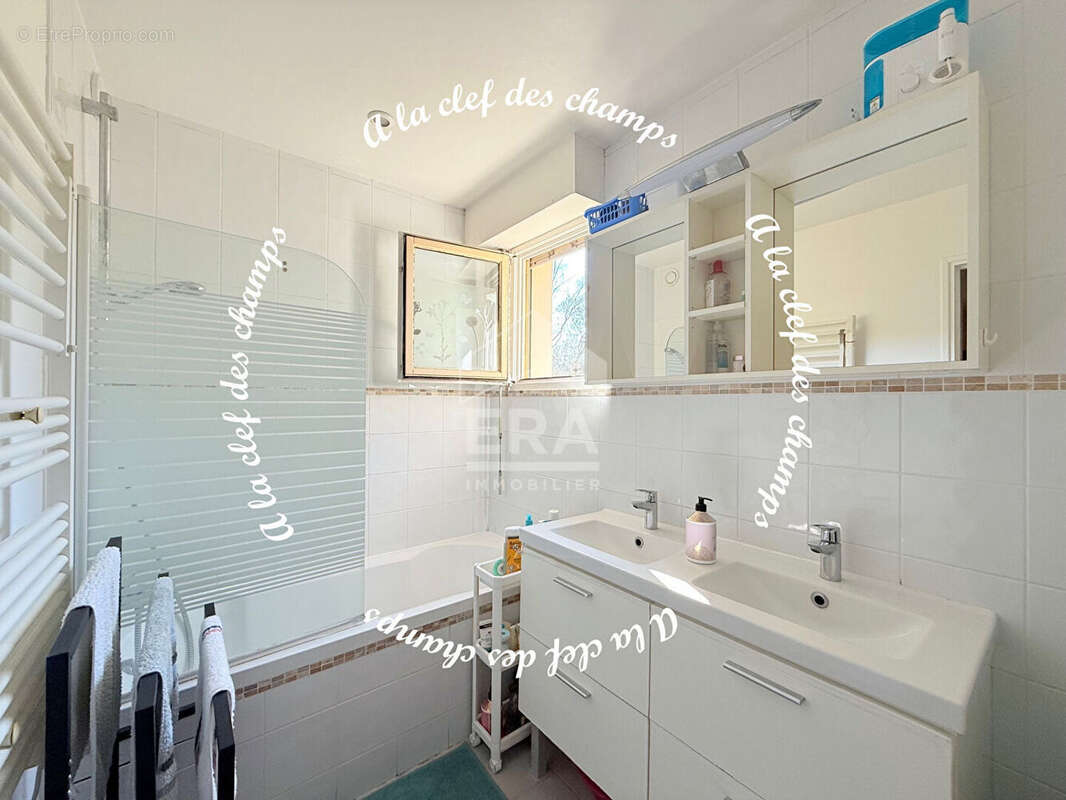 Appartement à GIF-SUR-YVETTE