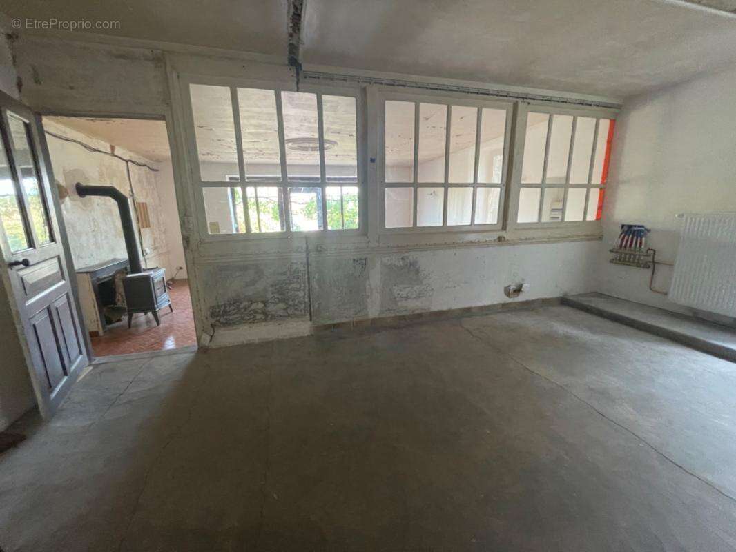 Maison de village 124m2  JOUILLAT (23) - photo 2