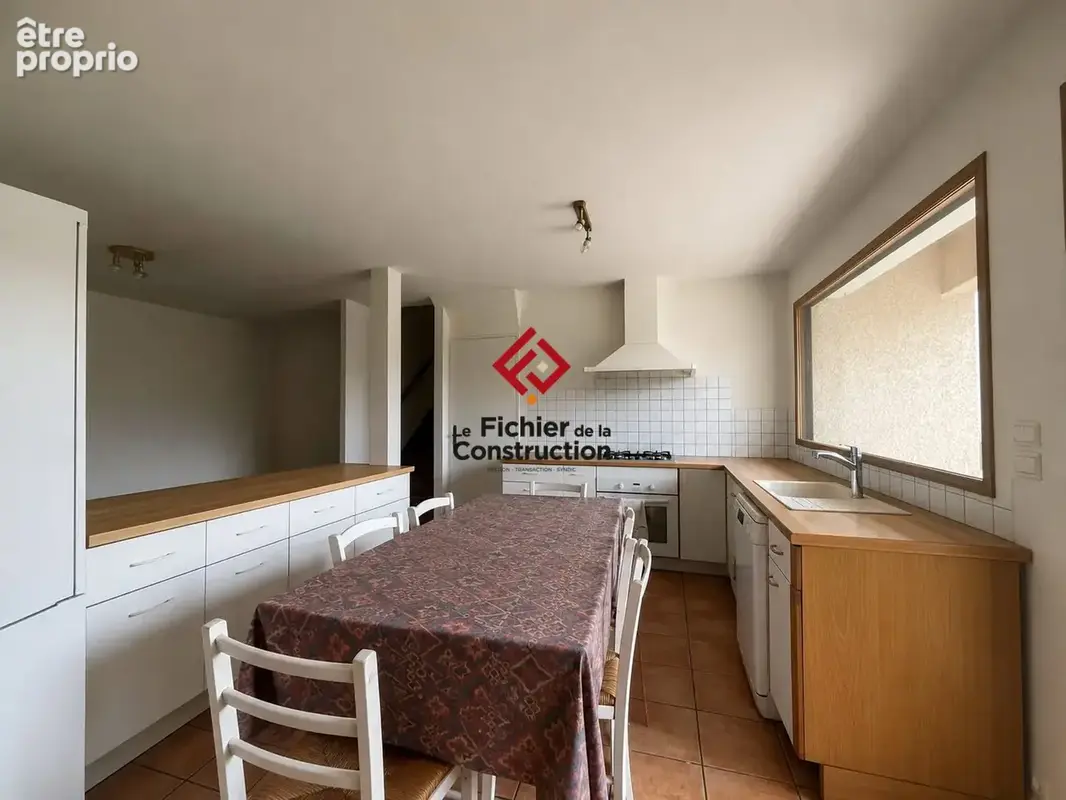 Maison 7 pièces 130 m² à vendre à Saint-Ismier (38330) - photo 5