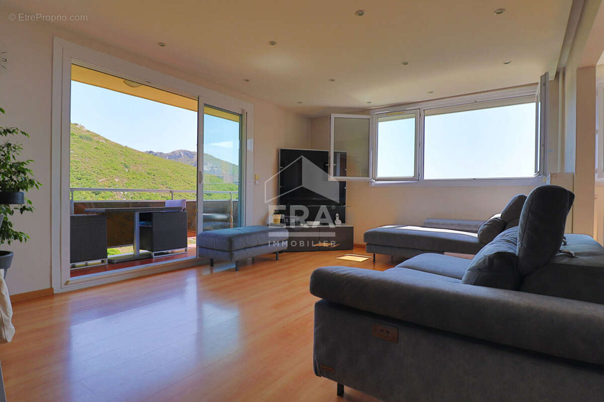 Appartement à MARSEILLE-10E