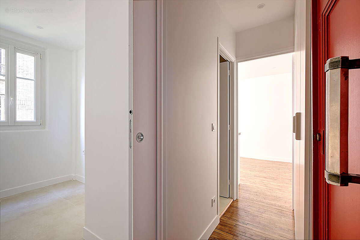 Appartement à PARIS-18E