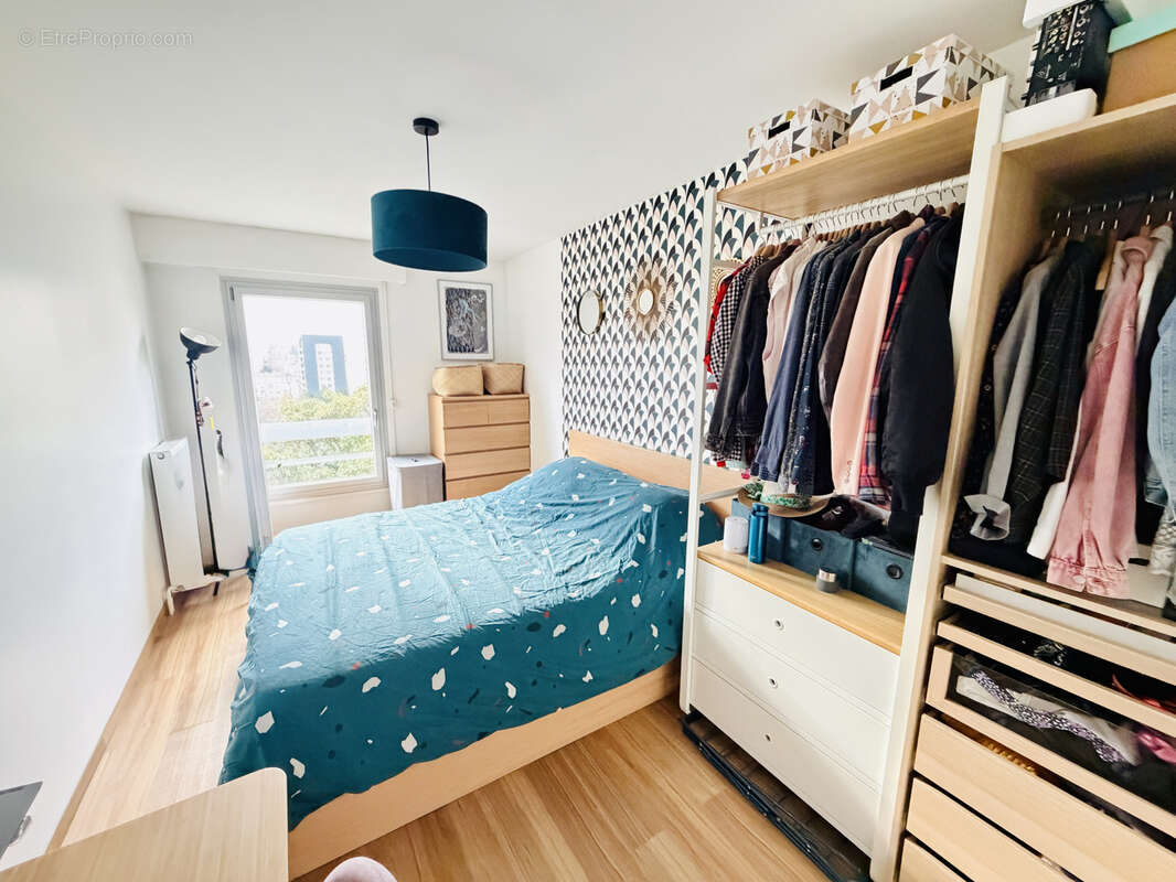 Appartement à CHARENTON-LE-PONT