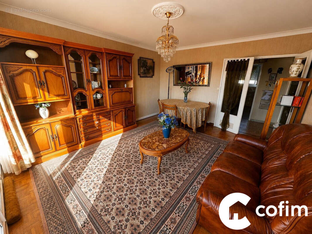 Appartement à SAINT-PIERRE-D'IRUBE