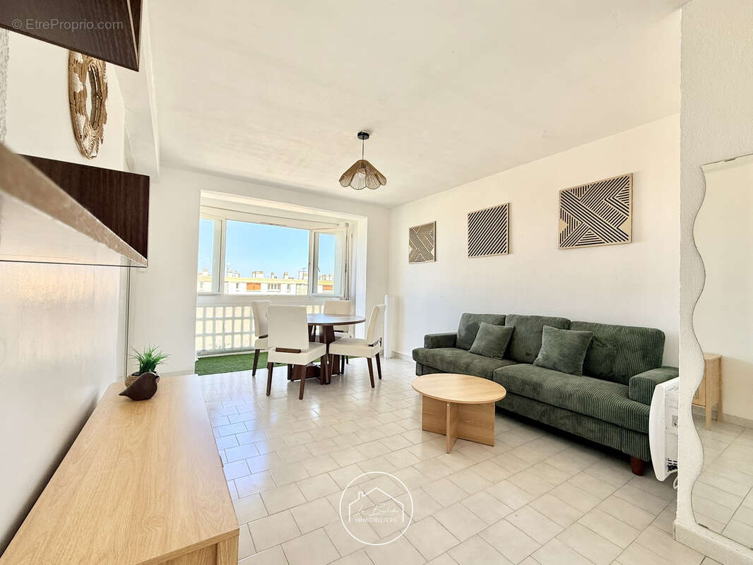 Appartement à MARSEILLE-8E