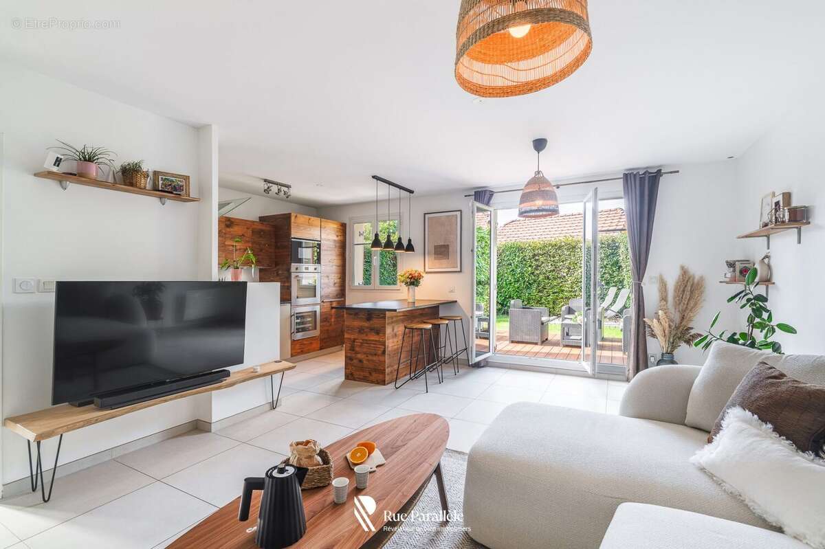 Maison à VILLY-LE-PELLOUX