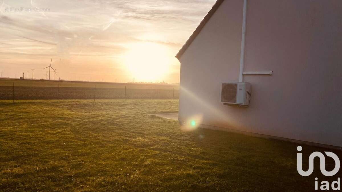 Photo 9 - Maison à TOURY