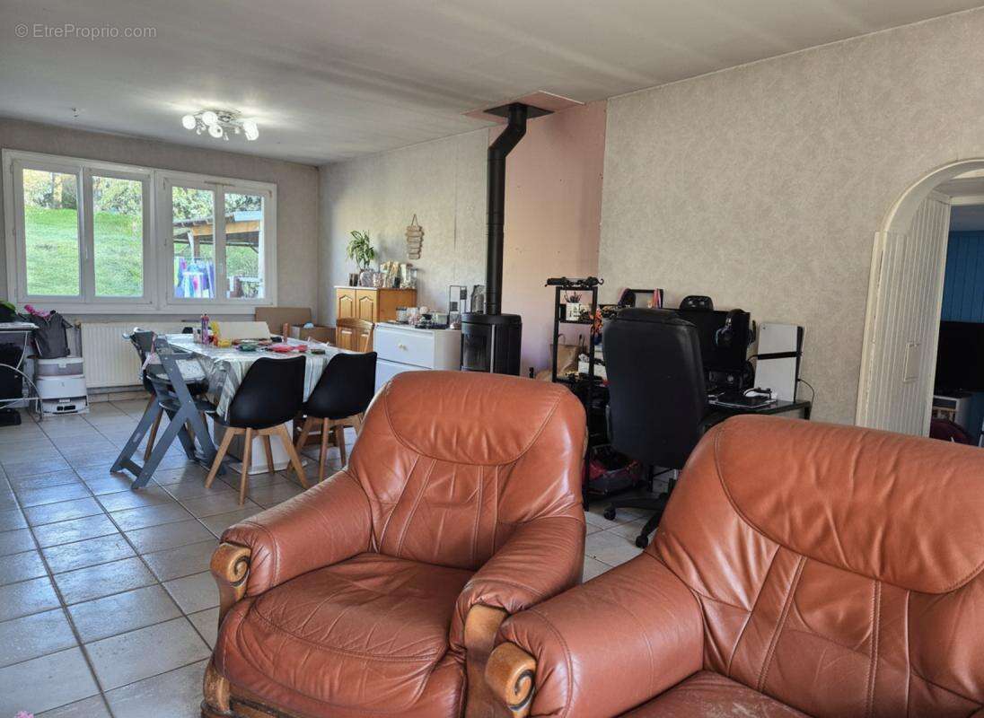 Maison à AUNEAU