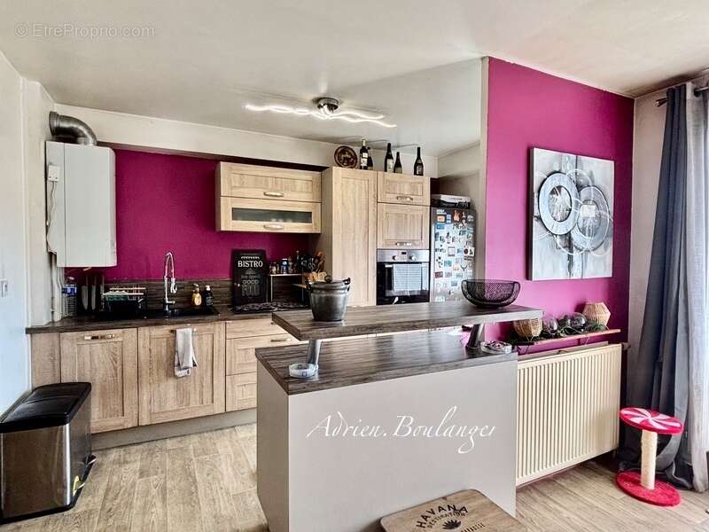 Appartement à MOISSY-CRAMAYEL