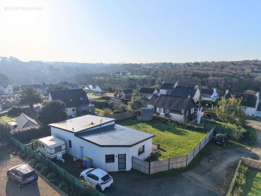 Maison 90 m² à Tredrez-Locquemeau  - photo 3