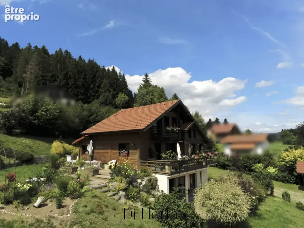 Gérardmer - Les Bas-Rupts - Chalet 147m2 idéalement situé dans un cadre verdoyant - photo 1