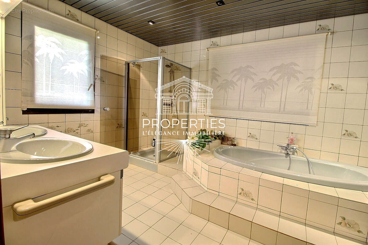 Maison à LE LAVANDOU