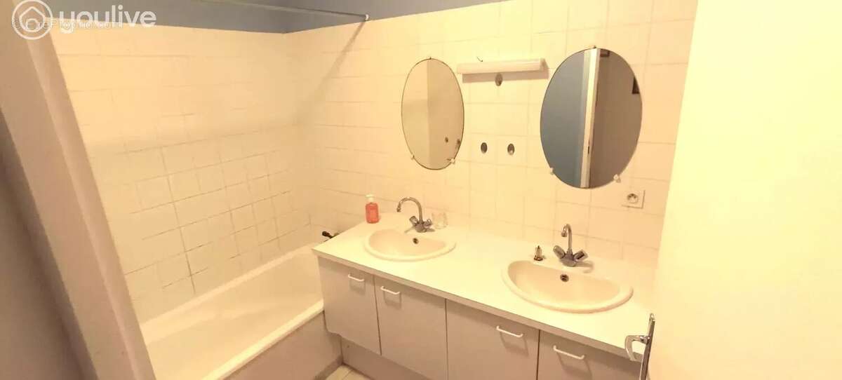 Commerce à LES SABLES-D&#039;OLONNE