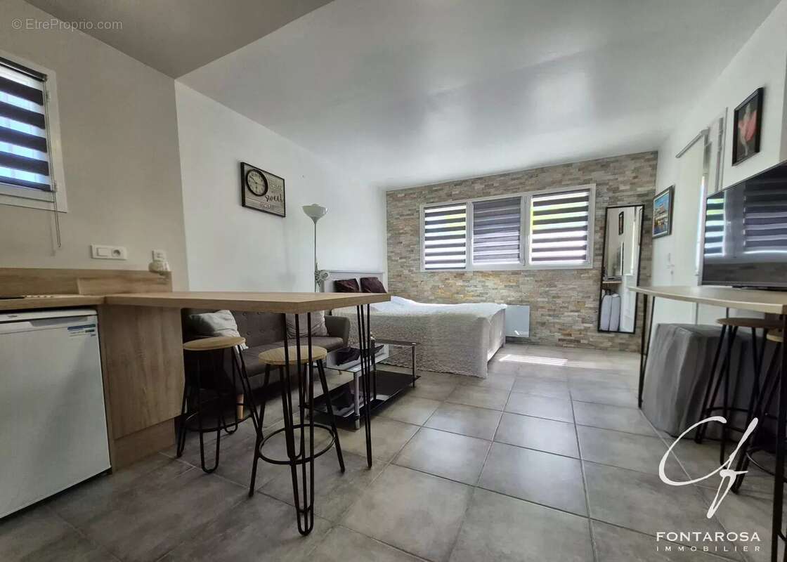 Maison à PUGET-SUR-ARGENS