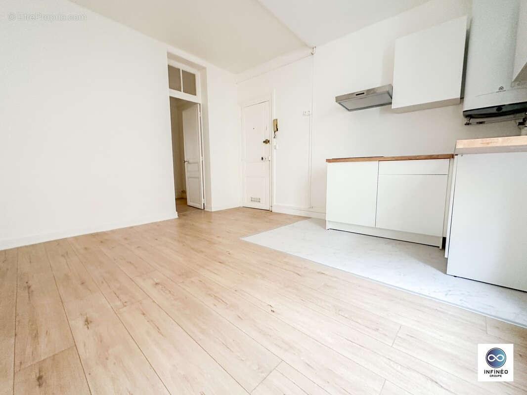 Appartement à CORBEIL-ESSONNES