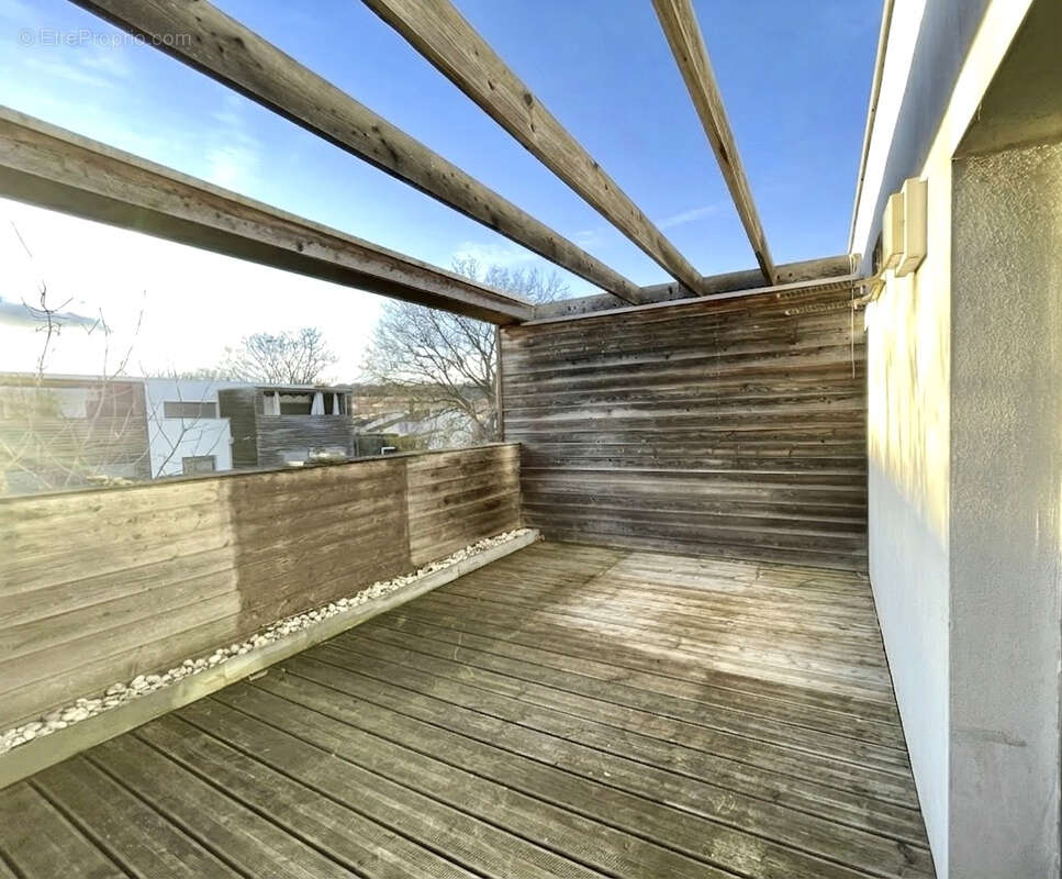 Appartement à CORNEBARRIEU