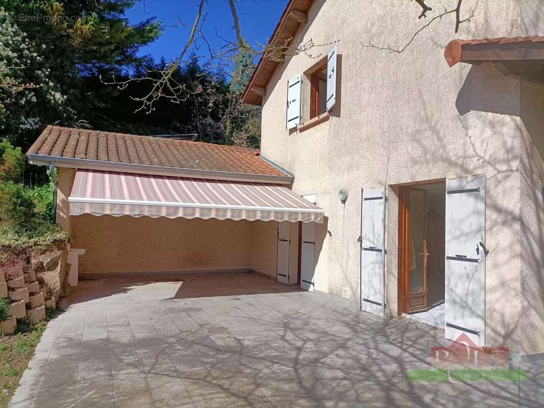 Maison à JARDIN