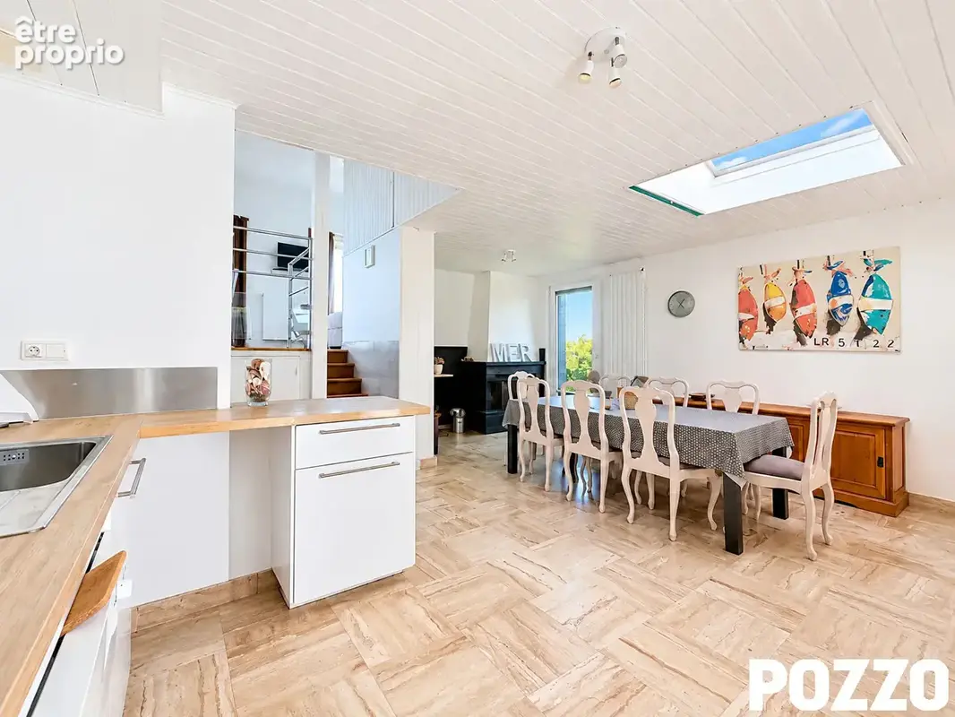 A VENDRE - Maison 124m² - Front de mer - DONVILLE LES BAINS (50350) - photo 6