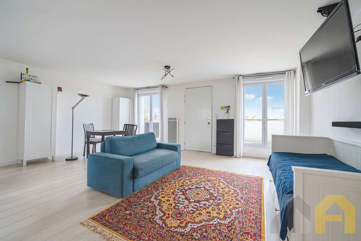 Appartement à COLOMBES