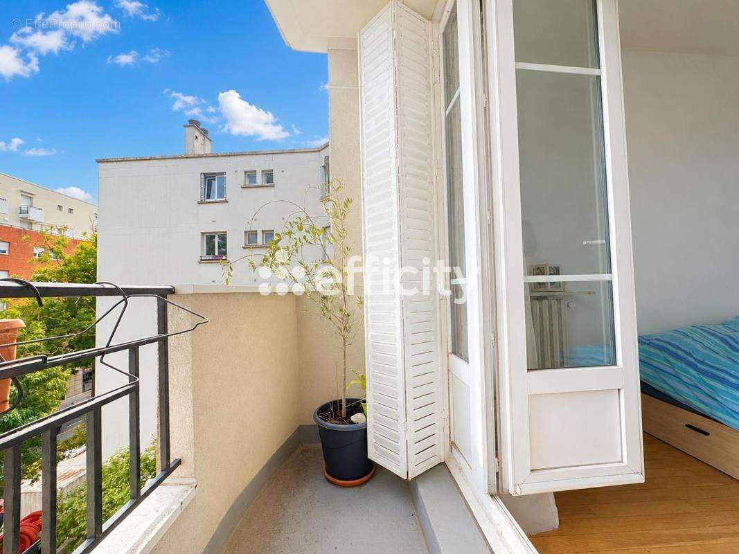 Appartement à PARIS-20E