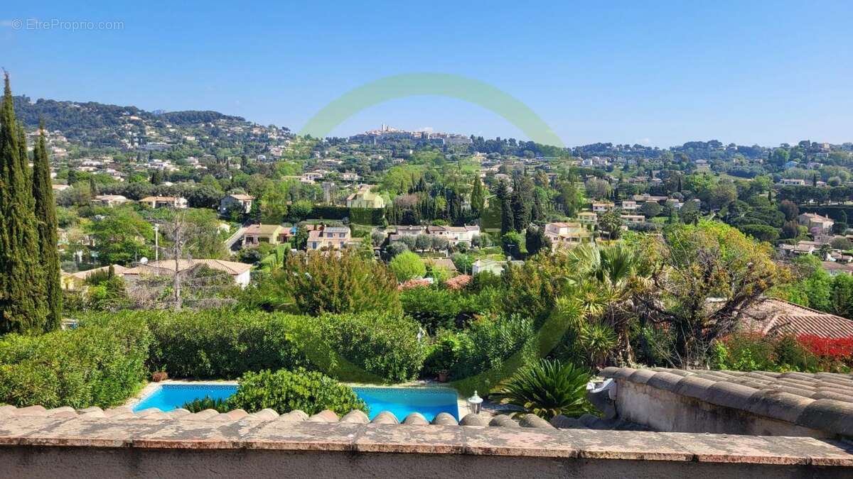 Maison à LA COLLE-SUR-LOUP