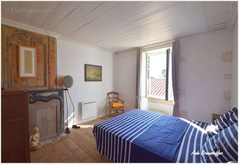 Maison à vendre 5 pièces SAINT CLEMENT DES BALEINES (17), 3 chambres, belle réception - photo 6