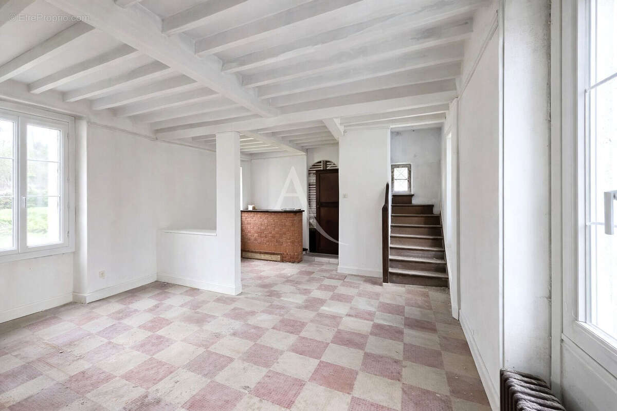 Maison à CHAUSSY