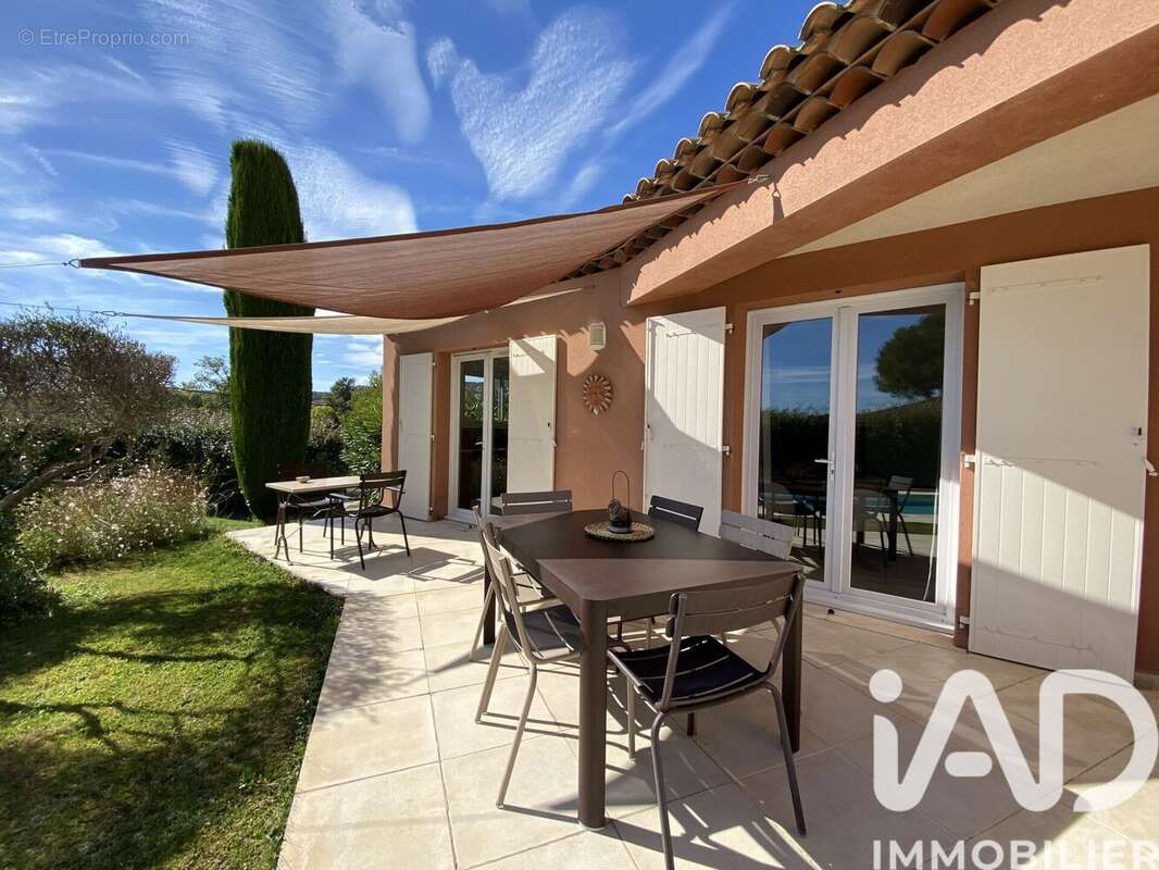 Photo 2 - Maison à EYGUIERES